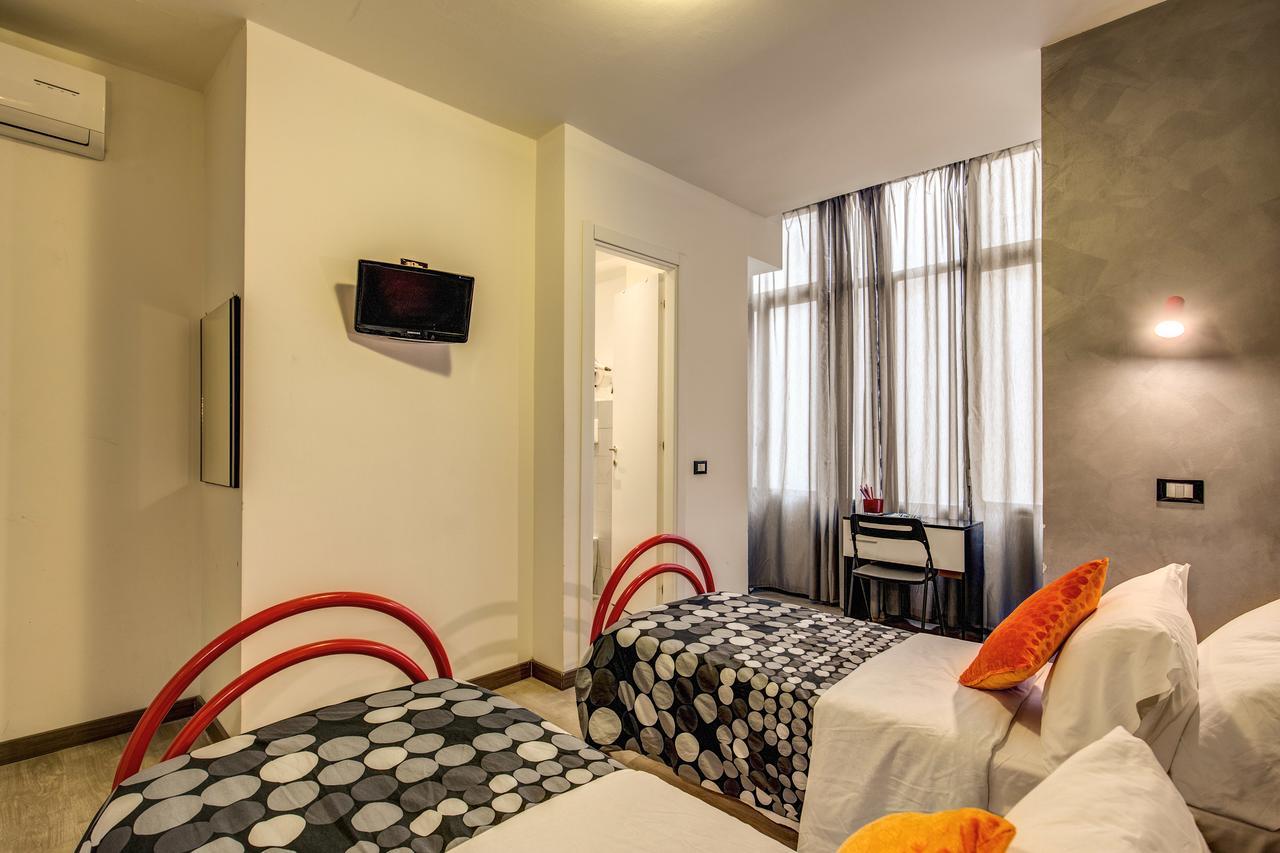 רומא Enzo Luxury Rooms מראה חיצוני תמונה