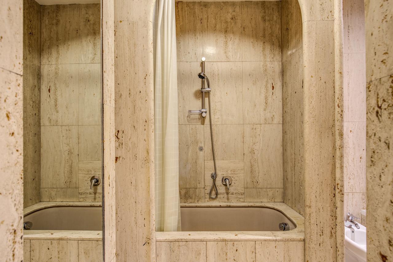 רומא Enzo Luxury Rooms מראה חיצוני תמונה