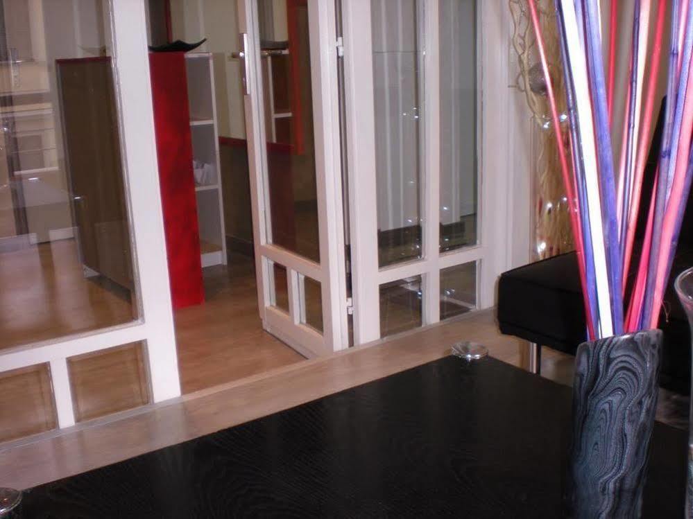 רומא Enzo Luxury Rooms מראה חיצוני תמונה