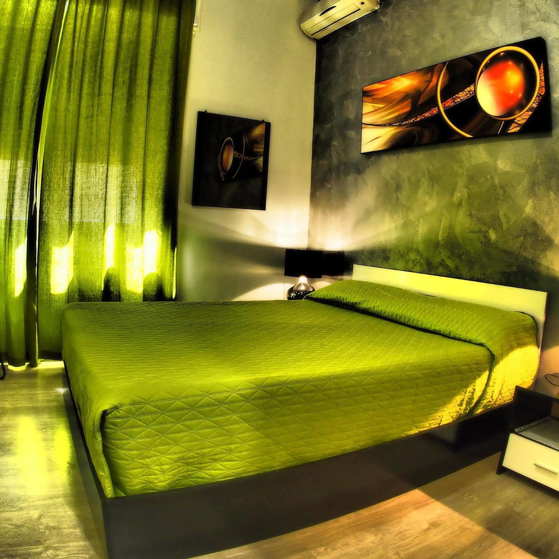 רומא Enzo Luxury Rooms מראה חיצוני תמונה
